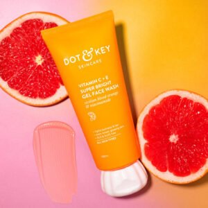 Dot & Key Vitamin C + E Super Bright Gel Face Wash with Niacinamide | 100 ml